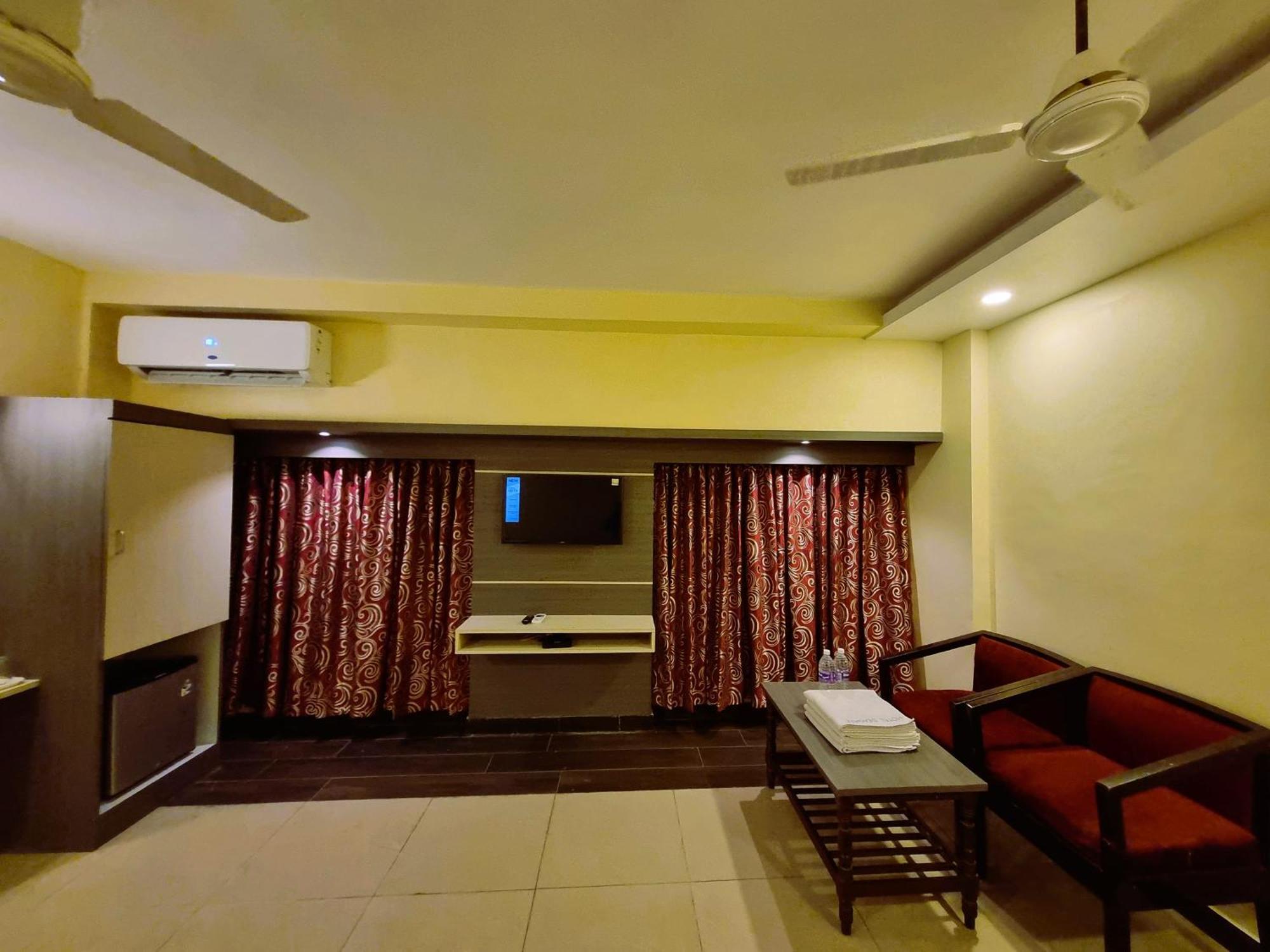 Hotel Seagate Velankanni Exterior foto